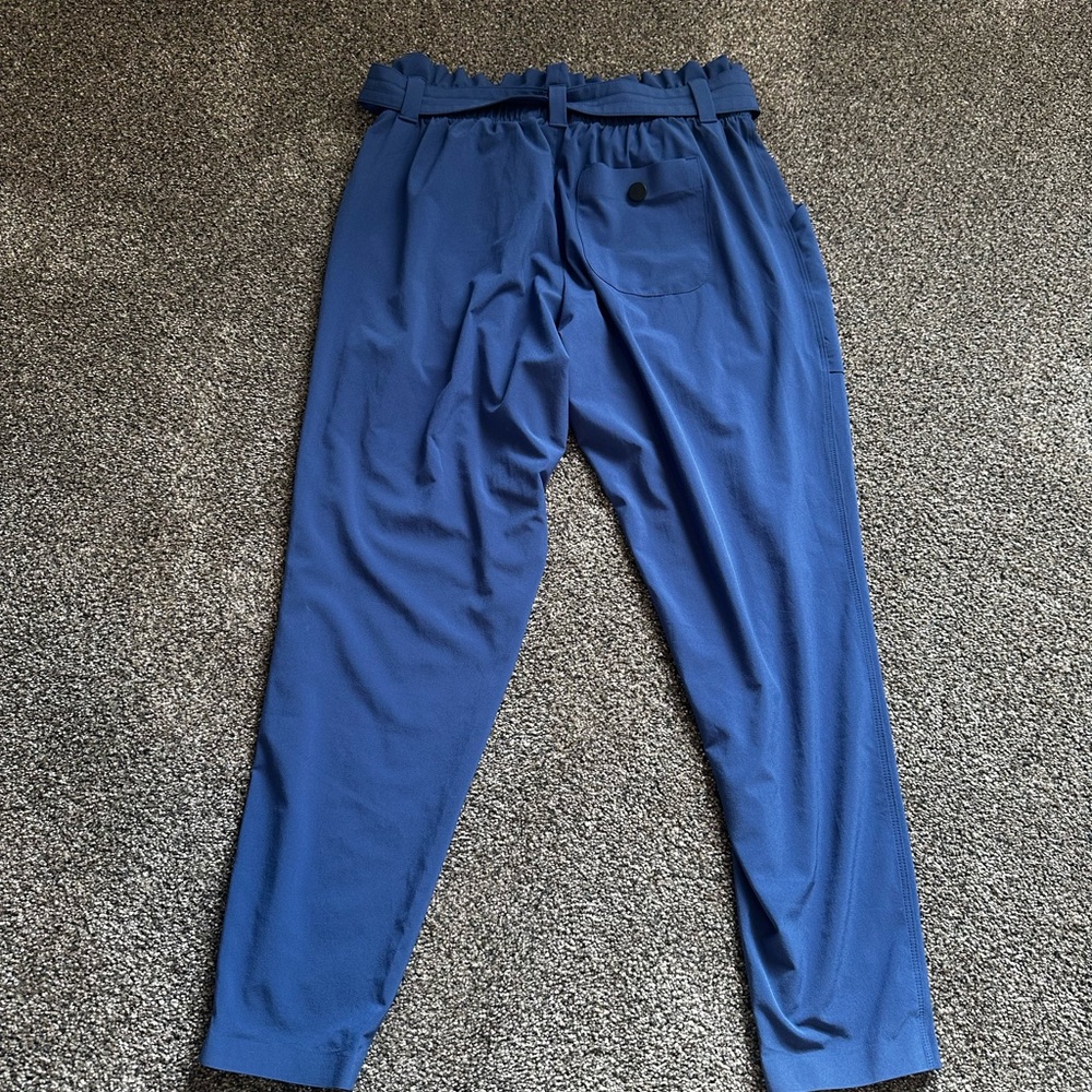 Athleta Women's Blue Skyline Paper-bag Waist Pants Size 2P - Picture 10 of 14